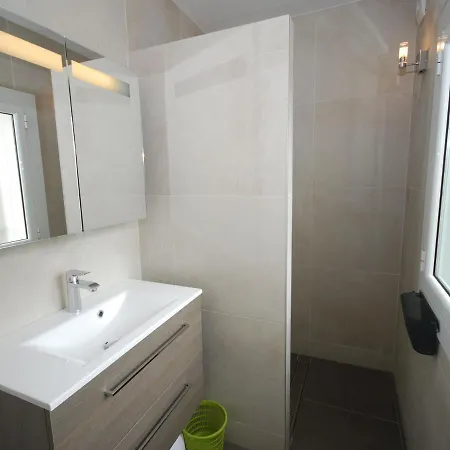 Belvilla By Oyo Casa Sophie Amber Holiday home *